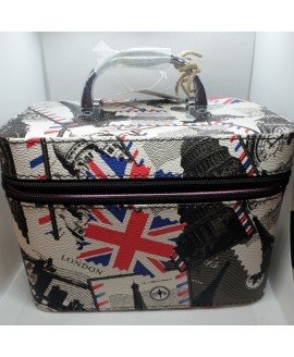 BEAUTY CASE