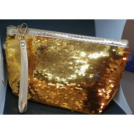 BEAUTY CASE